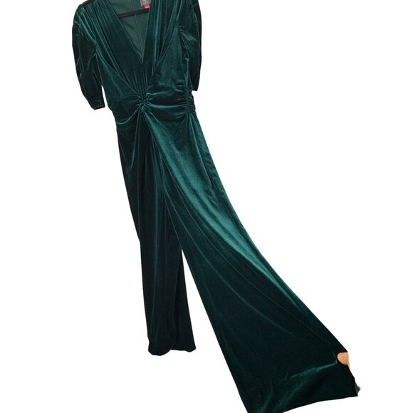 Vince Camuto Green Velvet V-Neck Wide Leg Jumpsuit Twist Front Size 12 - Picture 2 of 16